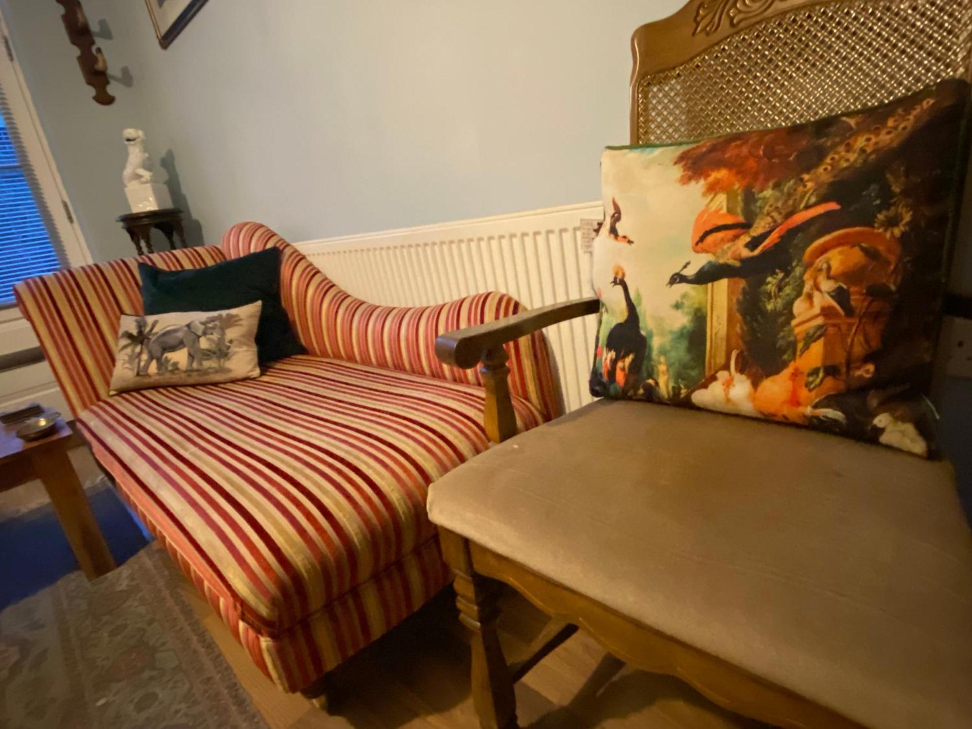 Quirky Town Centre Apartment With River Terrace ماكليسفيلد المظهر الخارجي الصورة